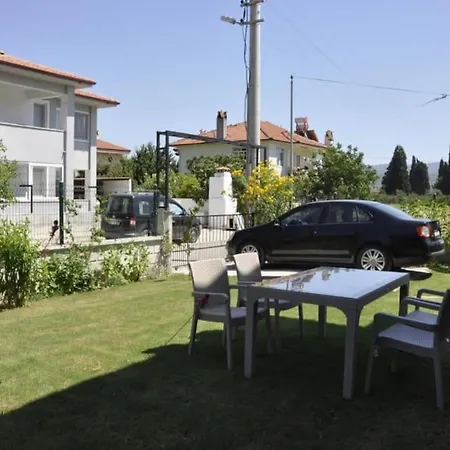 Yueksel Villa Ula
